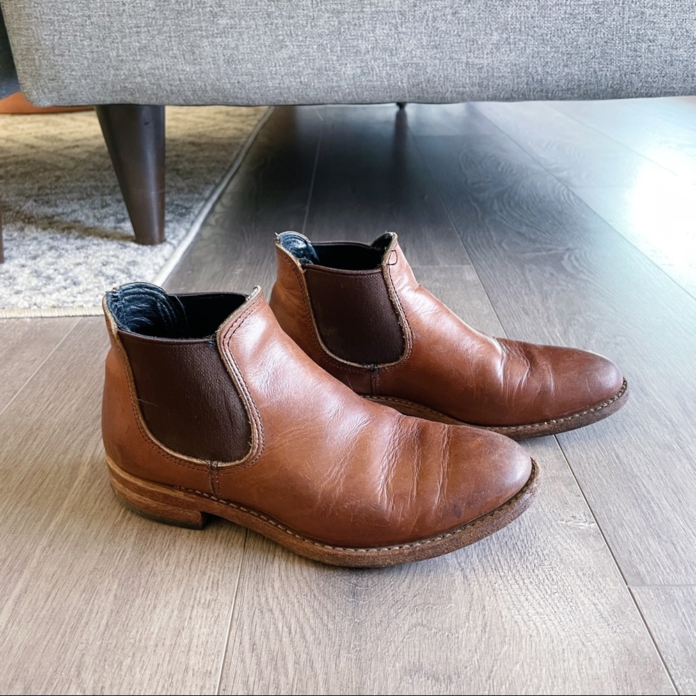 Women’s Red Wing Chelsea Boots in Brown
